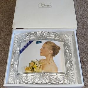 NIB VINTAGE 5x7 glass/crystal frame. Holds 2 photos.
